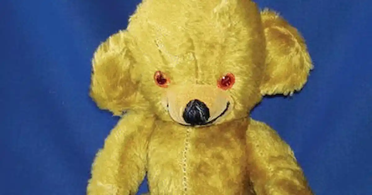 Merrythought Teddy Bears by Kathy Martin foreword by Gyles