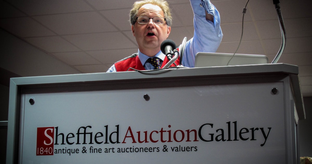 Hammer up... hammer down... Collectors Club of Great Britain