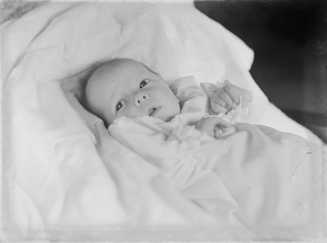 Births and deaths registered in England and Wales 2017 new statistics