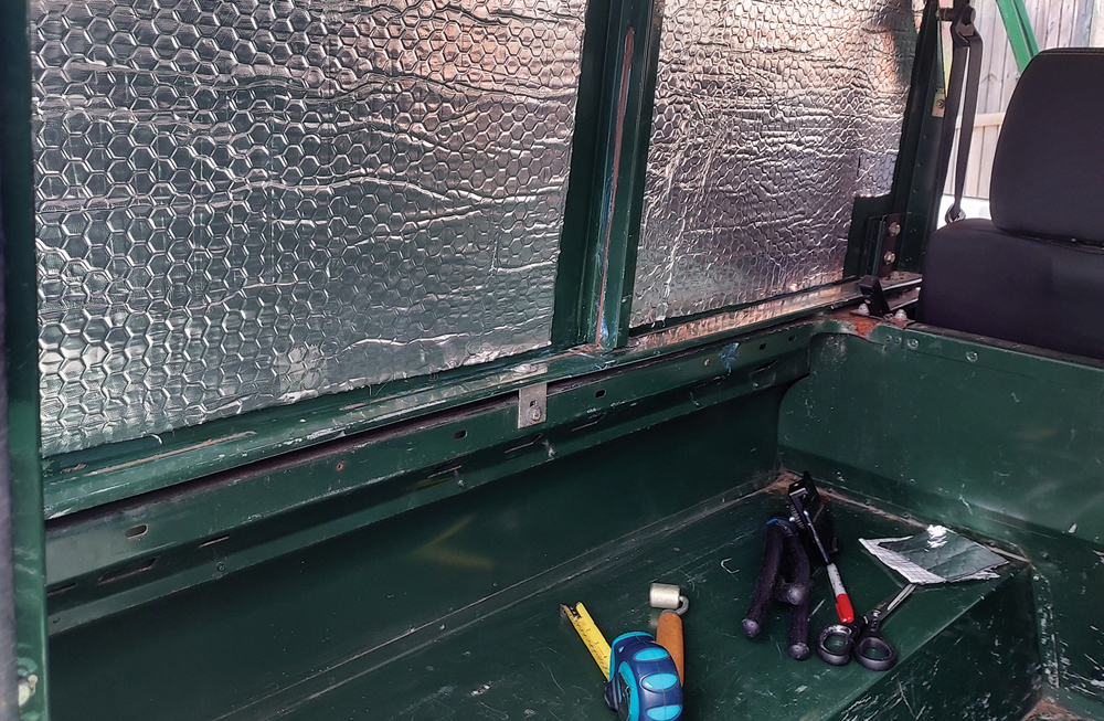 Trim and proper Land Rover Monthly