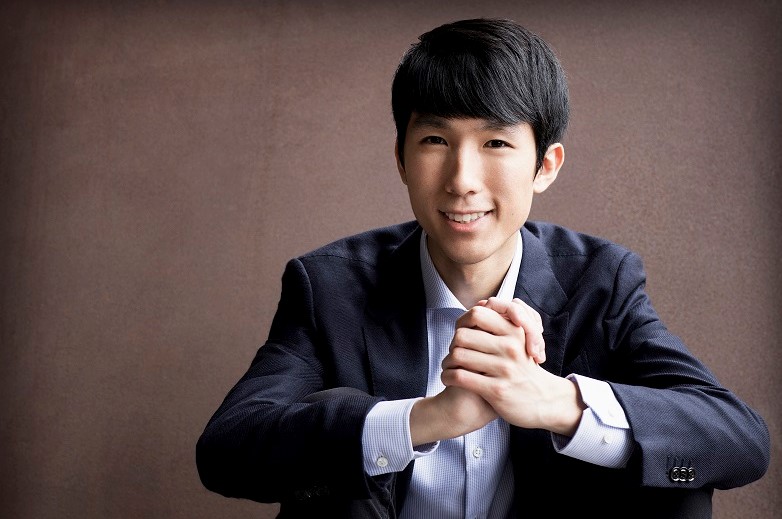 Eric Lu awarded Avery Fisher Career Grant Pianist