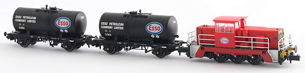 N Gauge Society Hunslets Prepare For Shipment World Of Railways