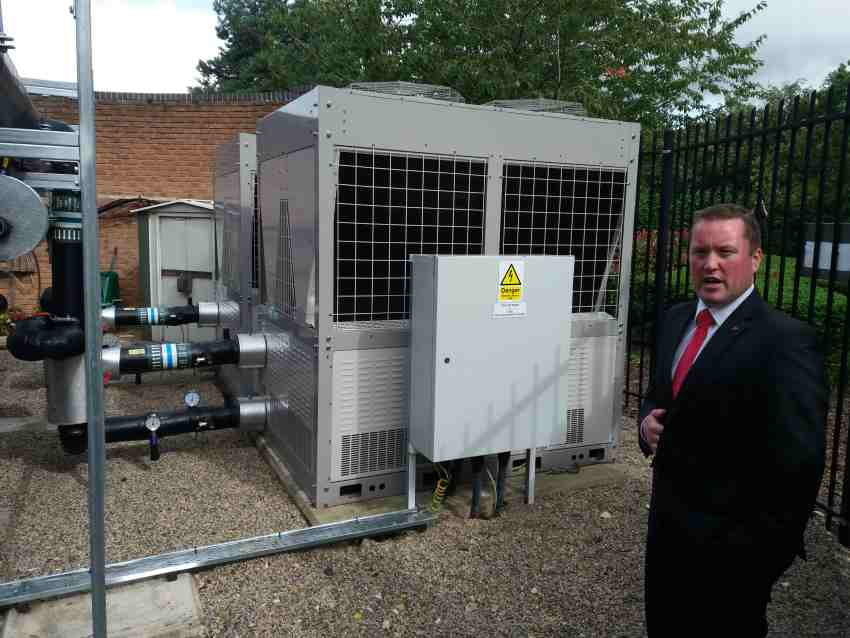 inverter scroll chiller leeds lg uk