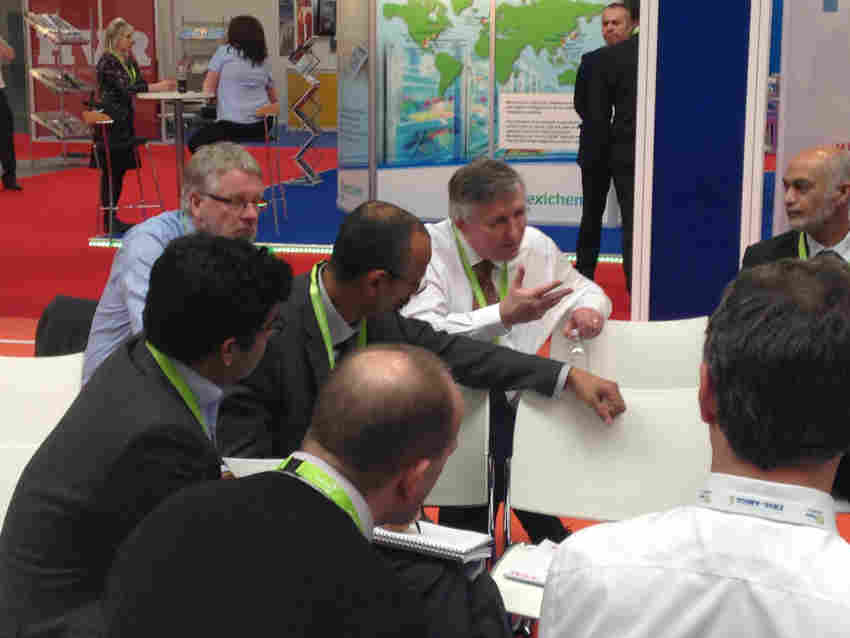 Group discussions at the IOR conference