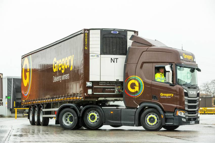 refrigerated transport trailer carrier vector