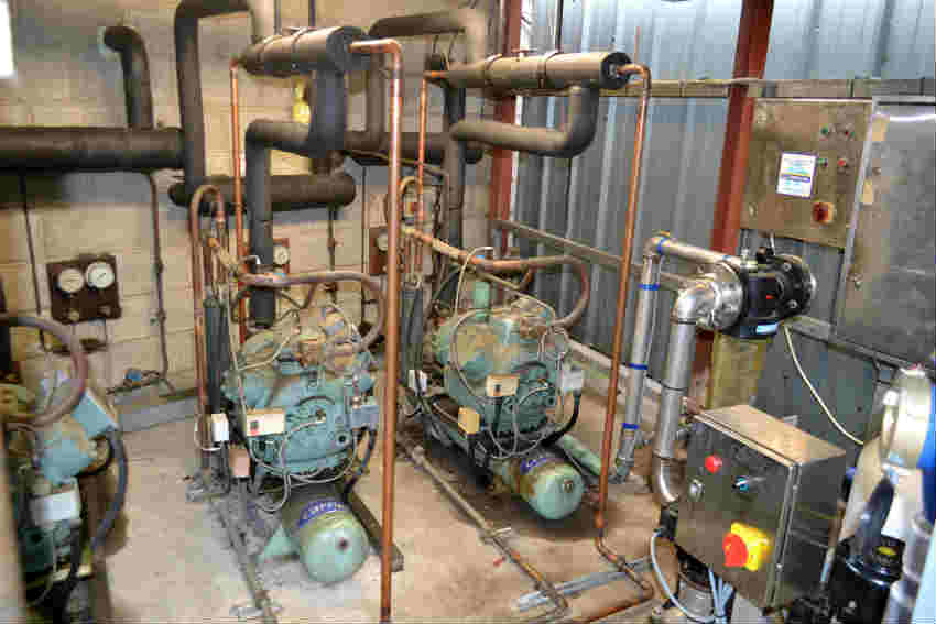 DK Heat recovery kit on the compressors