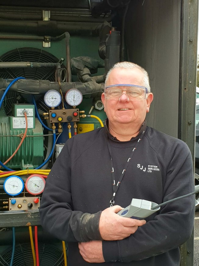 ior service engineer air conditioning refrigeration heat pump award