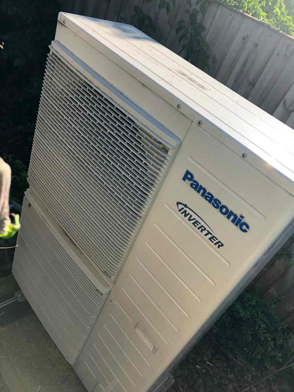 air source air to water heat pump renewables self-build eco-friendly hot water underfloor heating