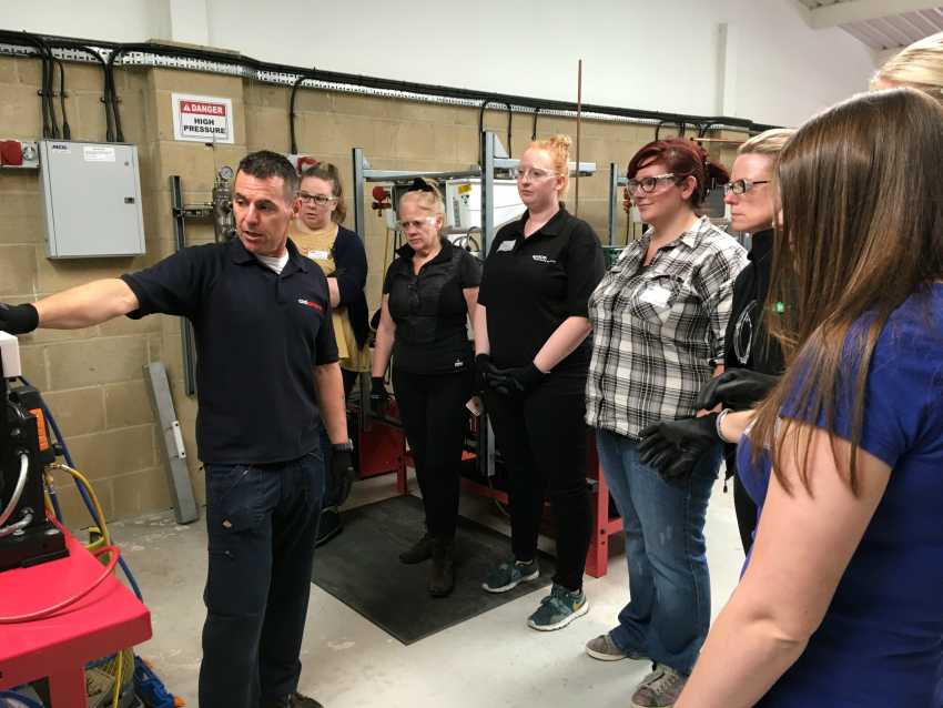 women engineering training refrigeration air conditioning