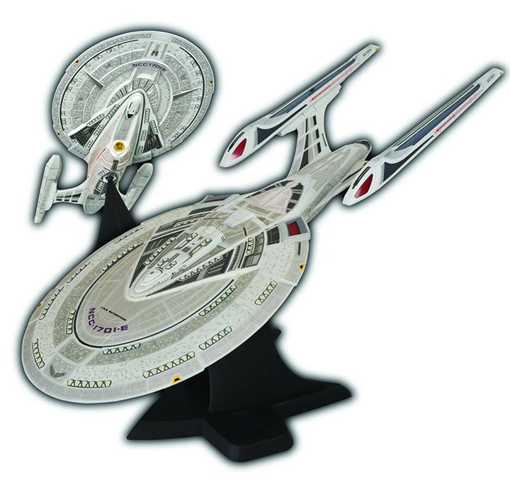 New Starship Enterprise from Diamond Select Collectors Club of Great