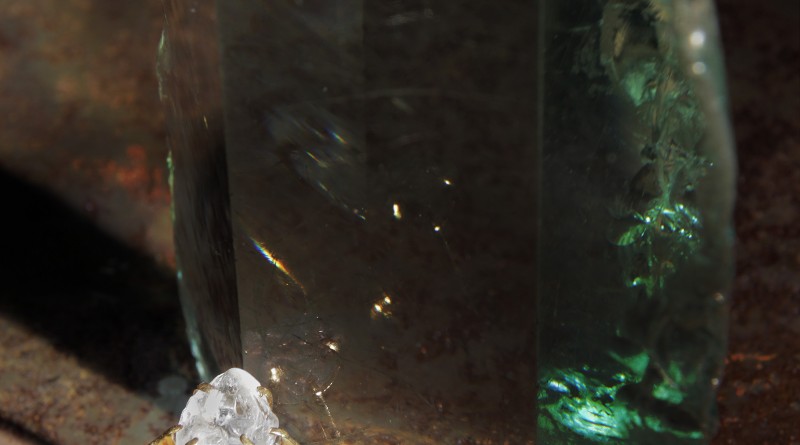 Henriques had one of the glass splinters that was lodged in his face removed and made into a ring for his wife, Rose.