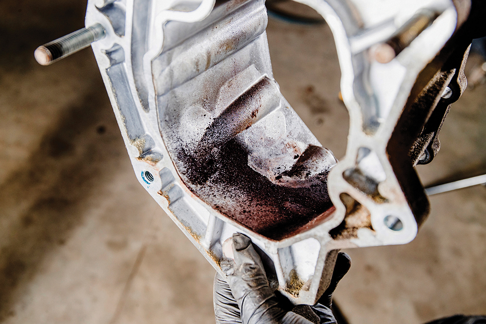 Avoid or repair gearbox output shaft failure Land Rover Monthly