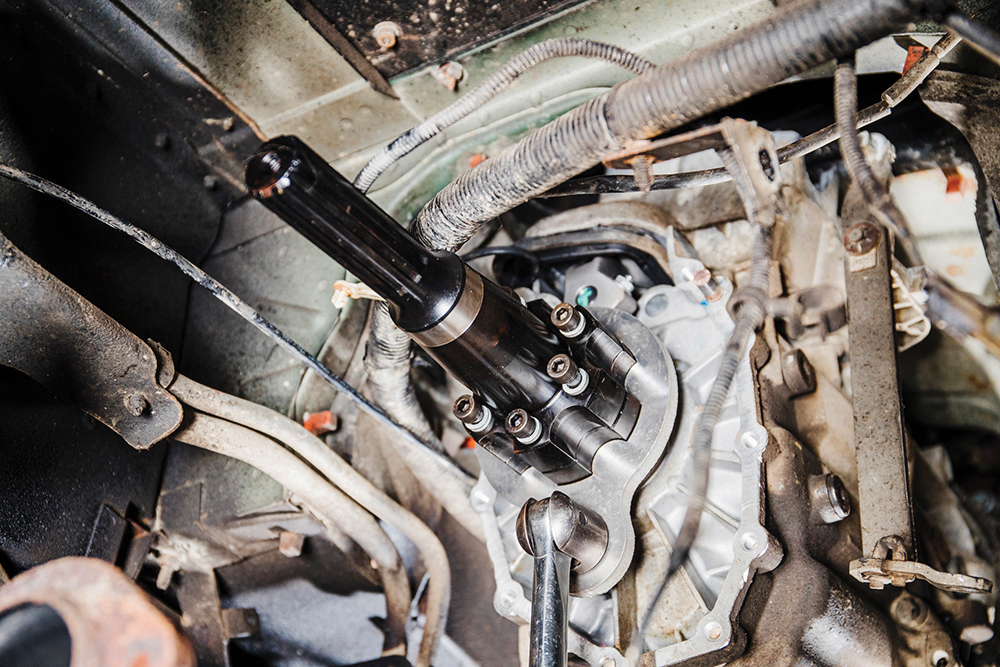 Avoid or repair gearbox output shaft failure Land Rover Monthly