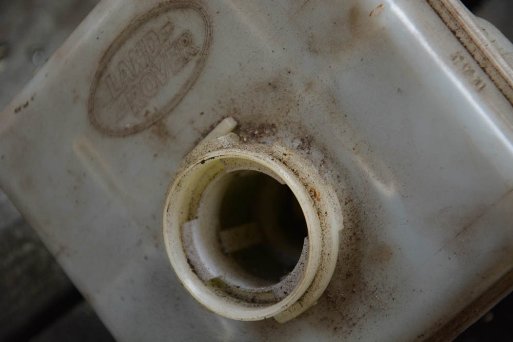 Bleed your Brakes and Clutch Series Defender Discovery Range Rover