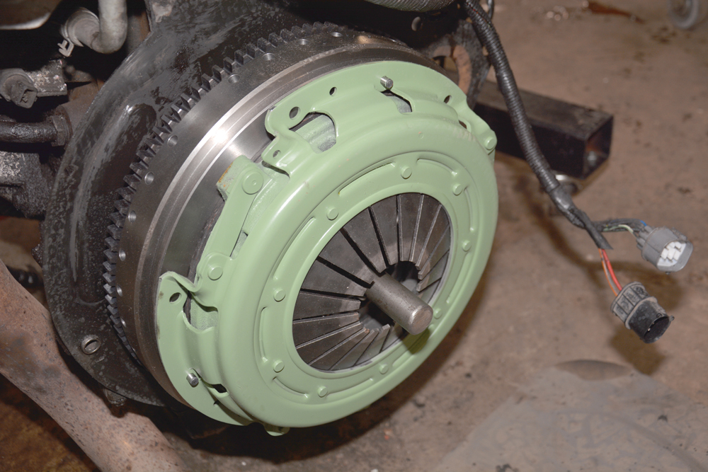 Replacing your Defender clutch and flywheel Land Rover Monthly