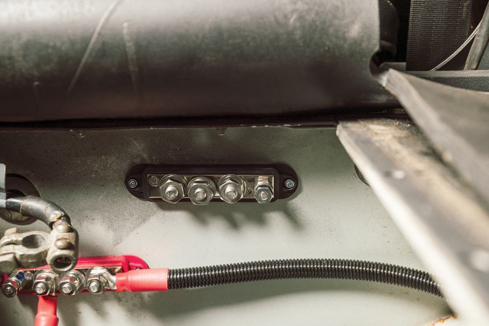 Fit a Defender dual battery system Land Rover Monthly