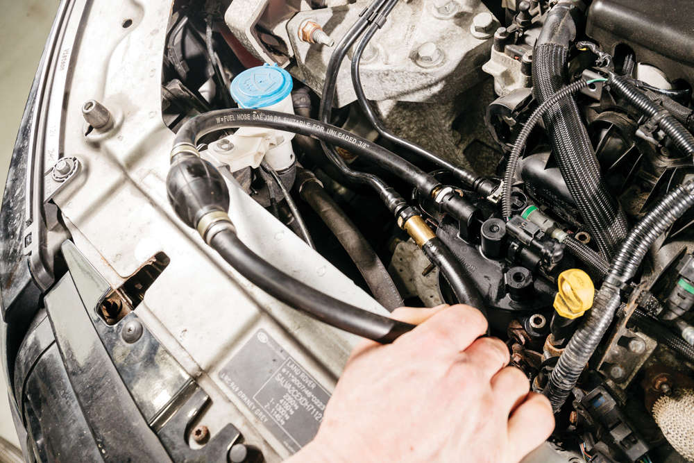 Service your Evoque Sd4 Land Rover Monthly