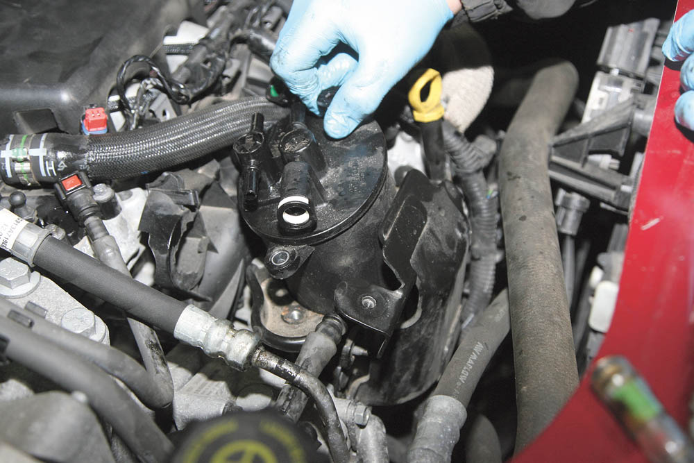 Service your Freelander 2 TD4 Land Rover Monthly