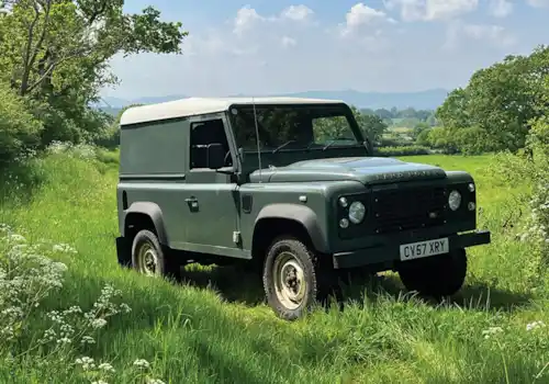 Install a reversing camera - Land Rover Monthly