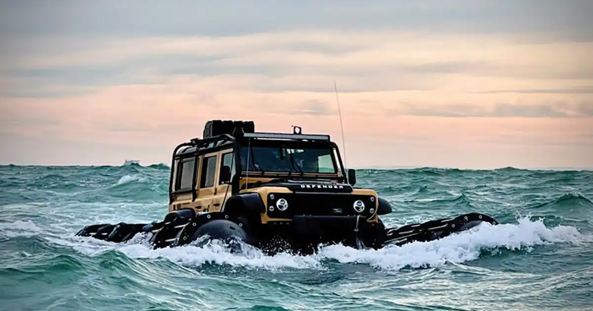 Amphibious Land Rovers set for epic adventure - Land Rover Monthly