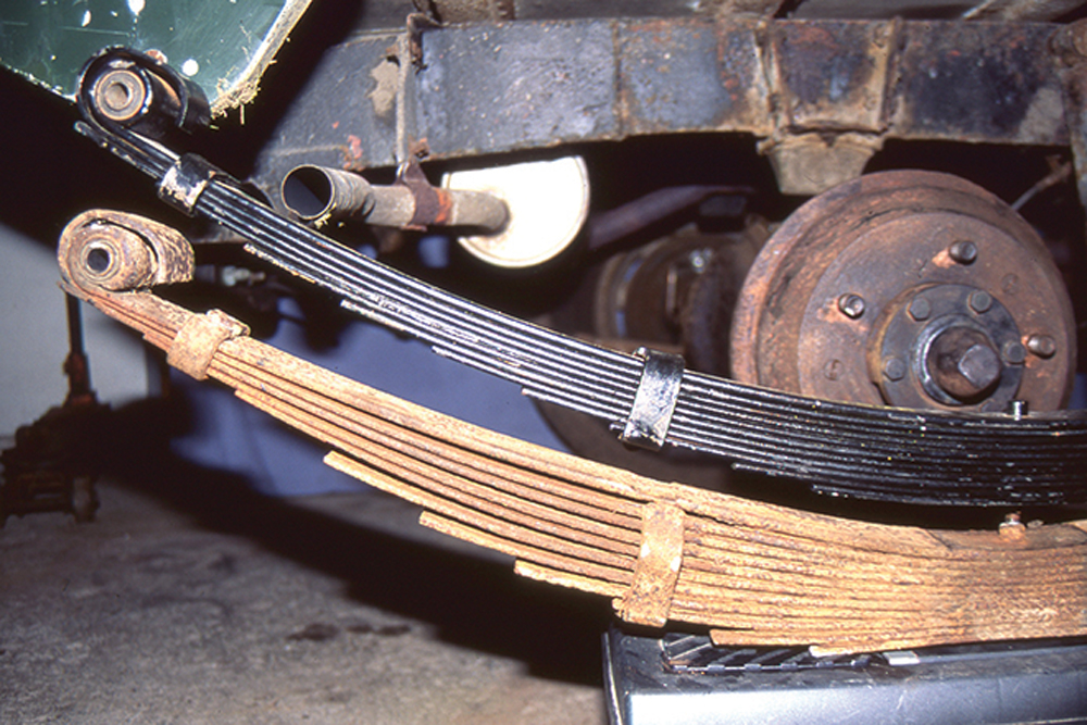 Standard Springs or Parabolics? - Land Rover Monthly