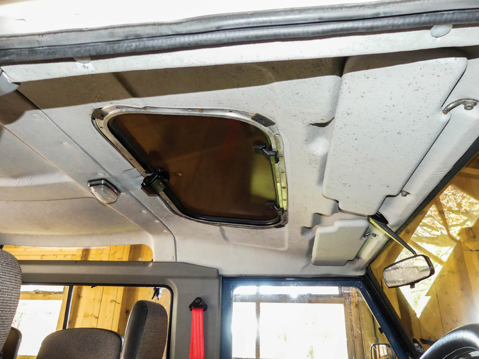 Find a sunroof leak and fix a headlining Land Rover Monthly