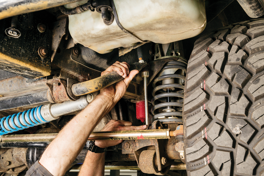 Service a Discovery 2 Td5 Land Rover Monthly