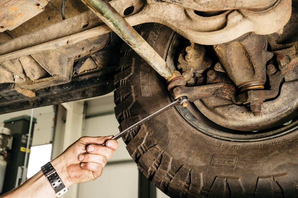 Service a Discovery 2 Td5 Land Rover Monthly