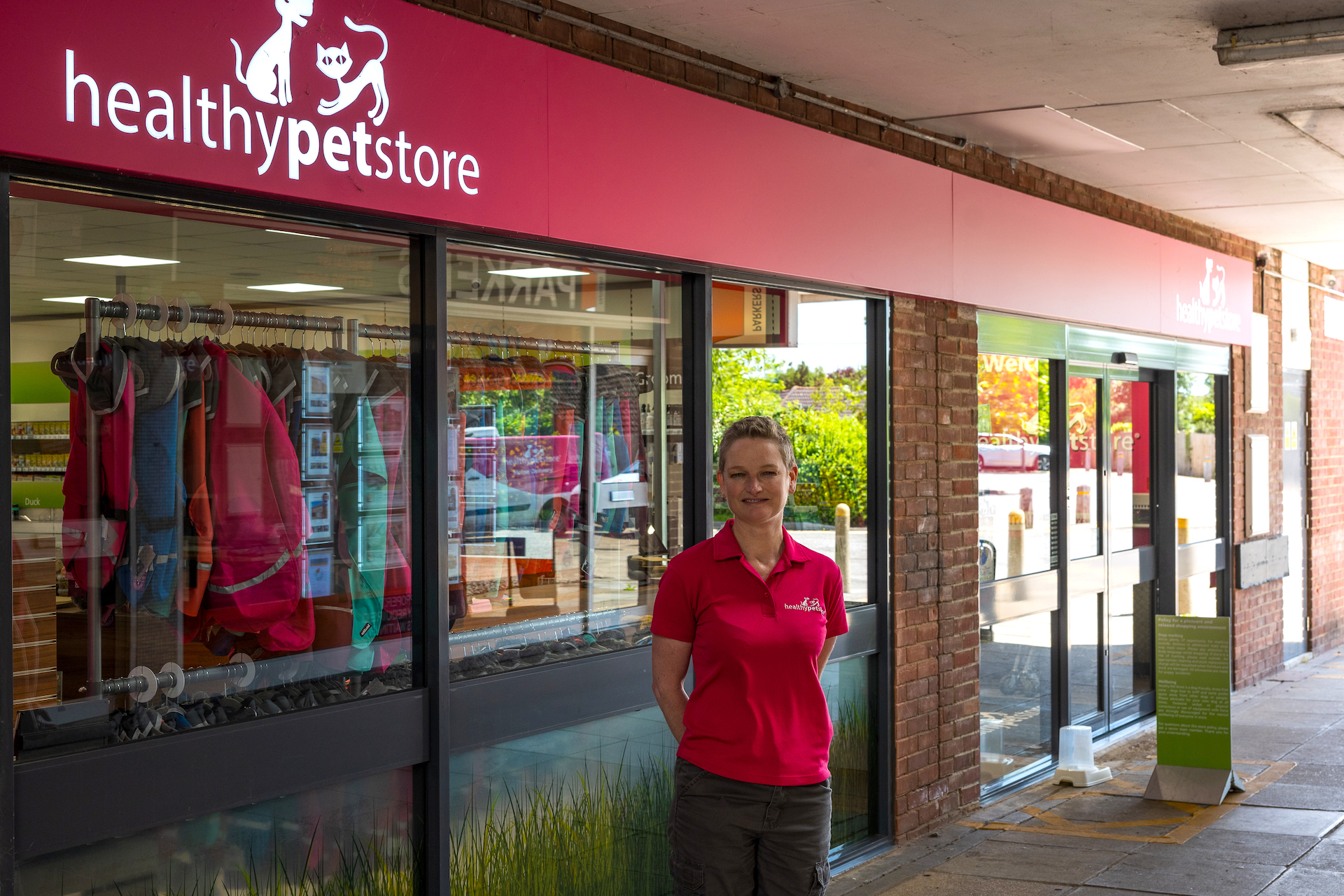 Hampshire pet retailer law to microchip pet cats Pet Product