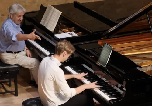 14 piano lessons for advanced players | Pianist