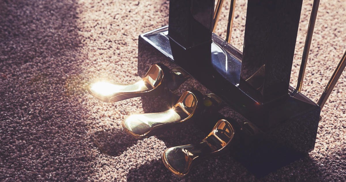 What are the pedals on a piano and how do you use them? Pianist