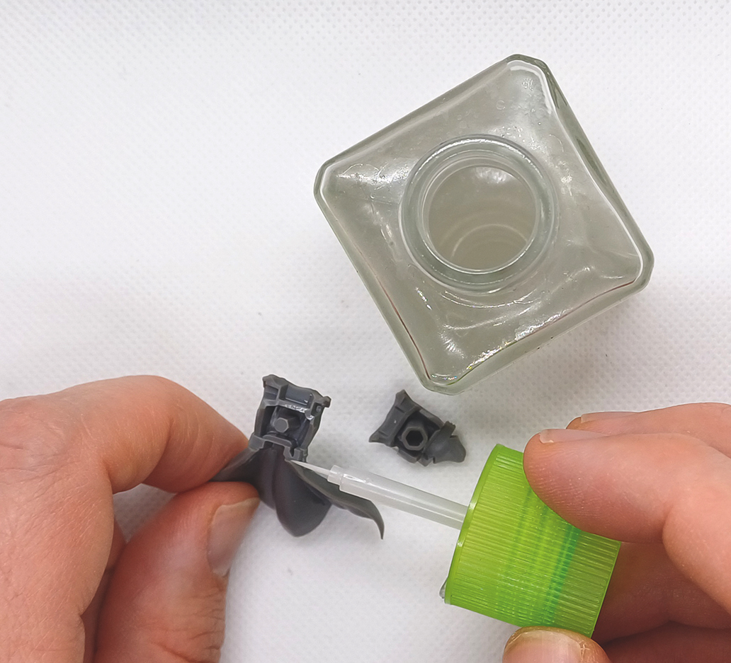 Beginner's Guide to Assembling Plastic Miniatures Tabletop Gaming