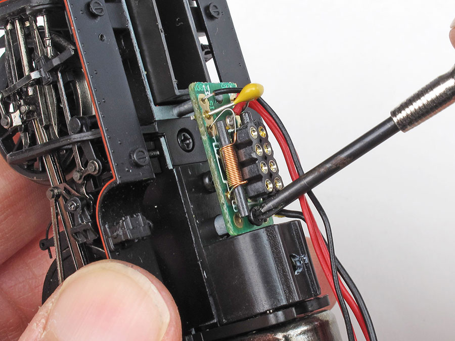 How to fit pickups to older model World Of Railways