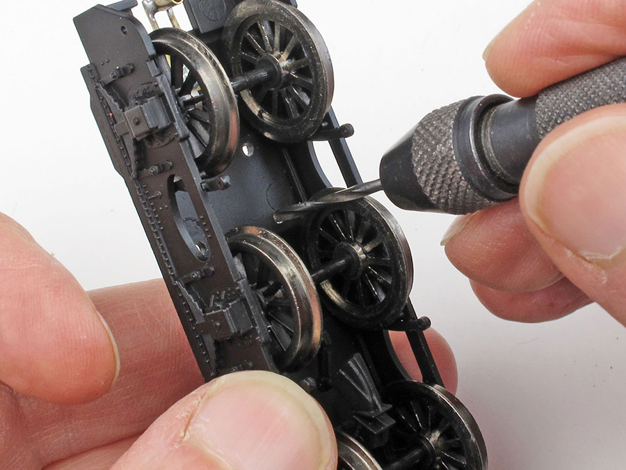 How to fit pickups to older model World Of Railways