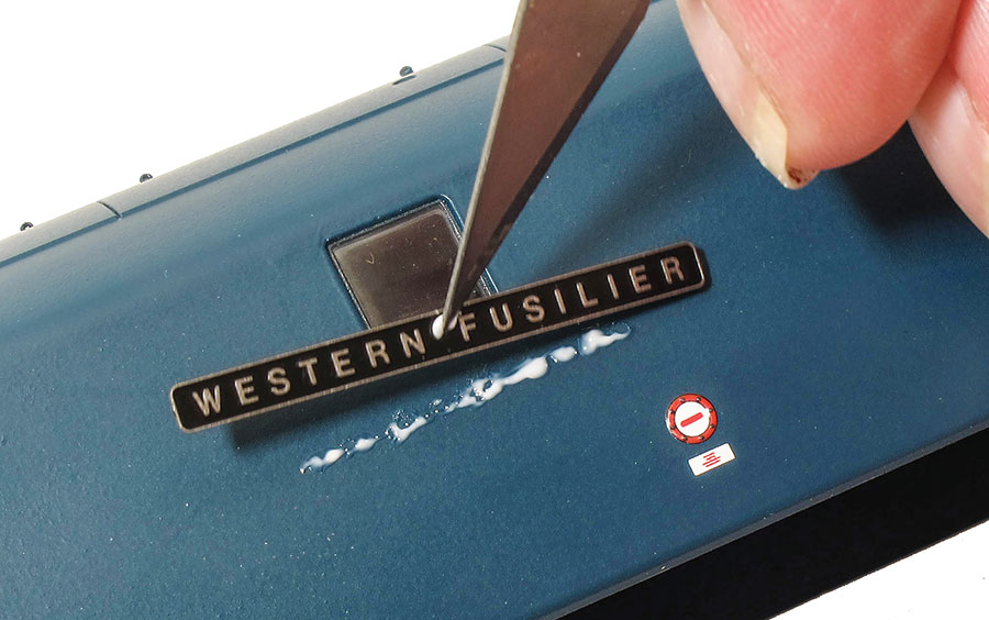 Detailing a Dapol Western