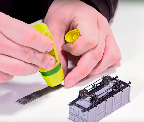 5 glues every railway modeller must have World Of Railways