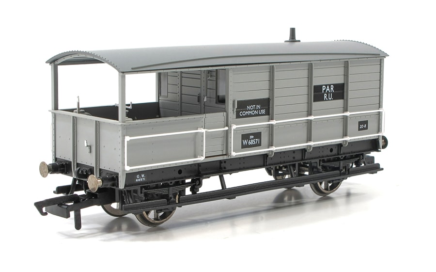 Hornby R4313 RailRoad Pullman Brake 00 Gauge Coach : Hornby