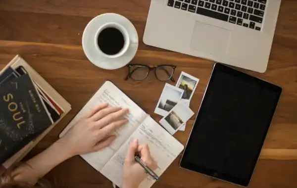 How To Write | How to structure a brilliant feature article | Writers ...